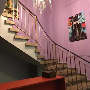https://hostel-noer.protaras-cy-hotels.com
