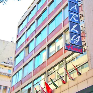 Hotel Le Marly
