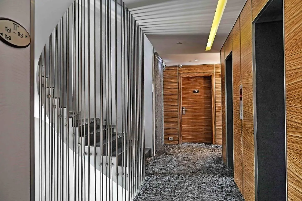 Warwick Stone 55 Hotel Beirut 4*,  Lebanon