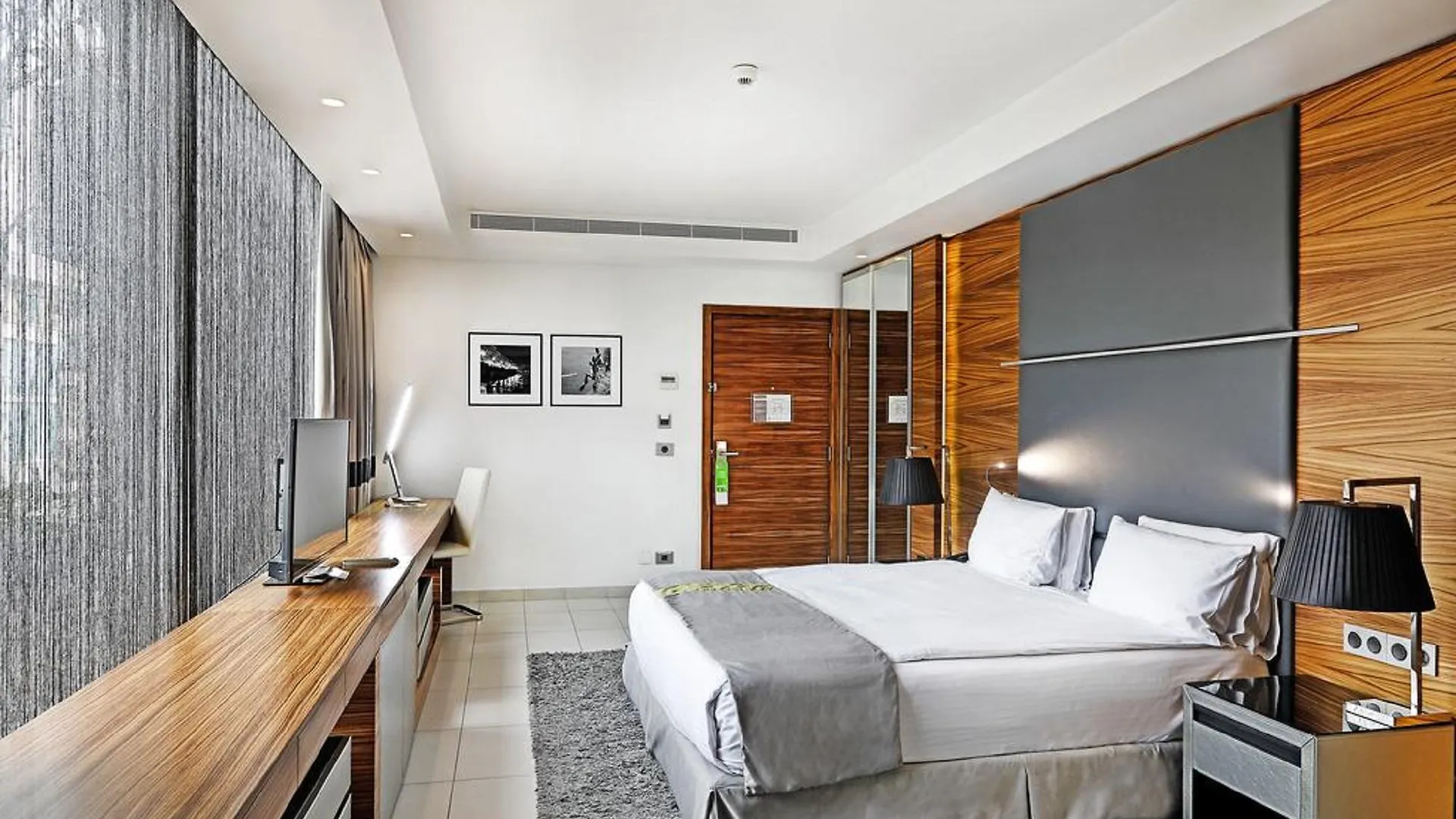 Warwick Stone 55 Hotel Beirut