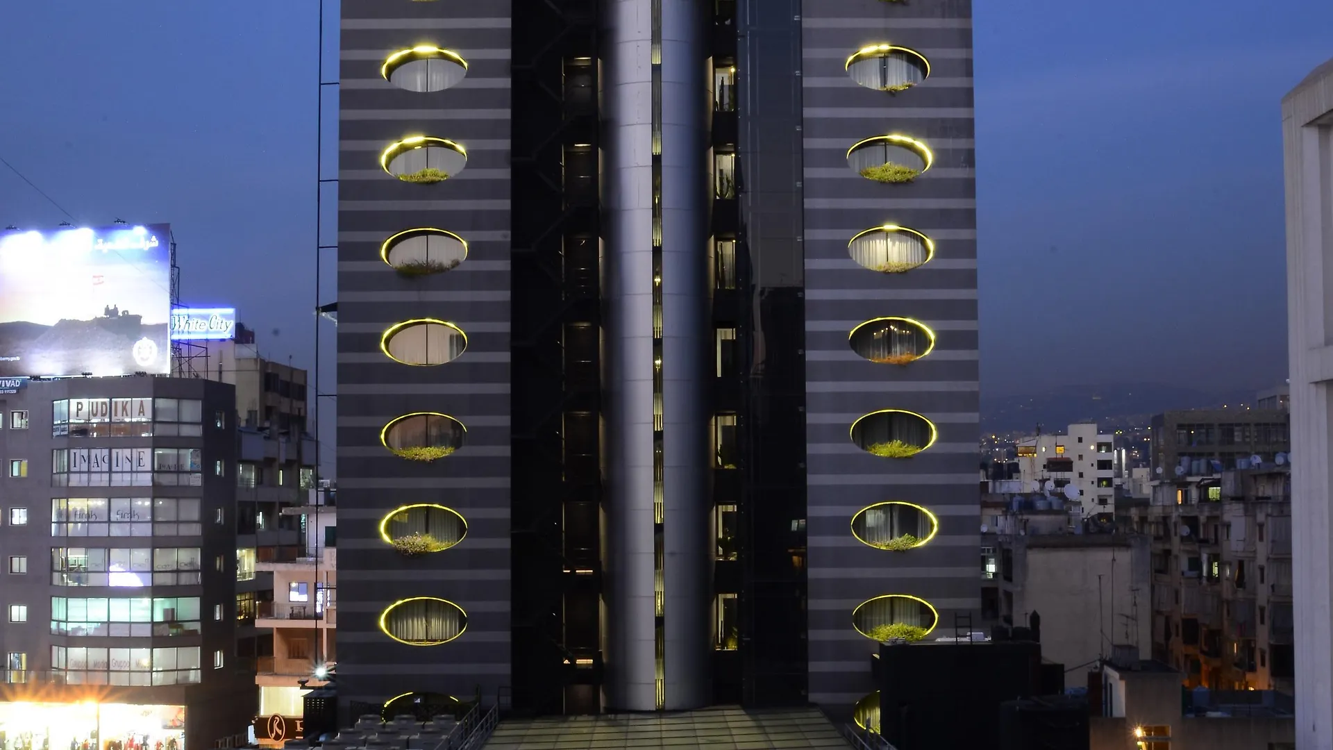 Warwick Stone 55 Hotel Beirut