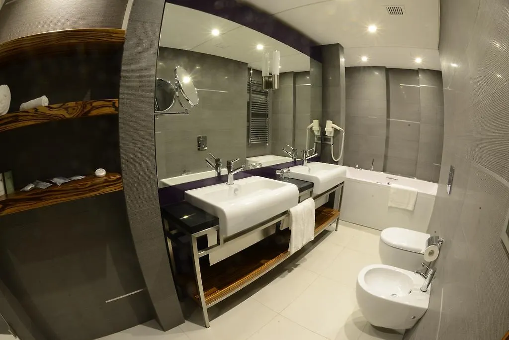 Warwick Stone 55 Hotel Beirut