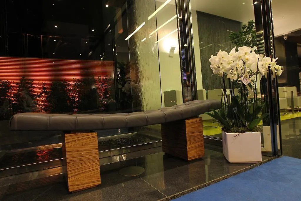 ****  Warwick Stone 55 Hotel Beirut Lebanon