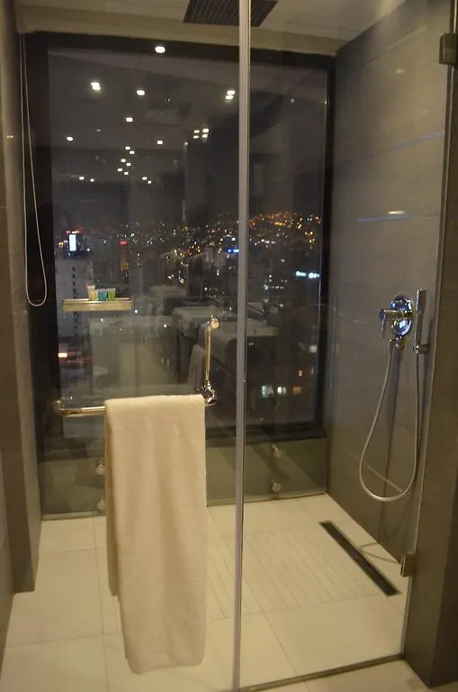 Warwick Stone 55 Hotel Beirut