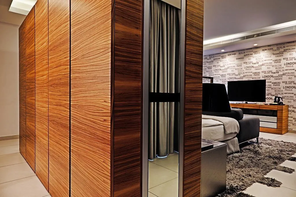 Warwick Stone 55 Hotel Beirut 4*,
