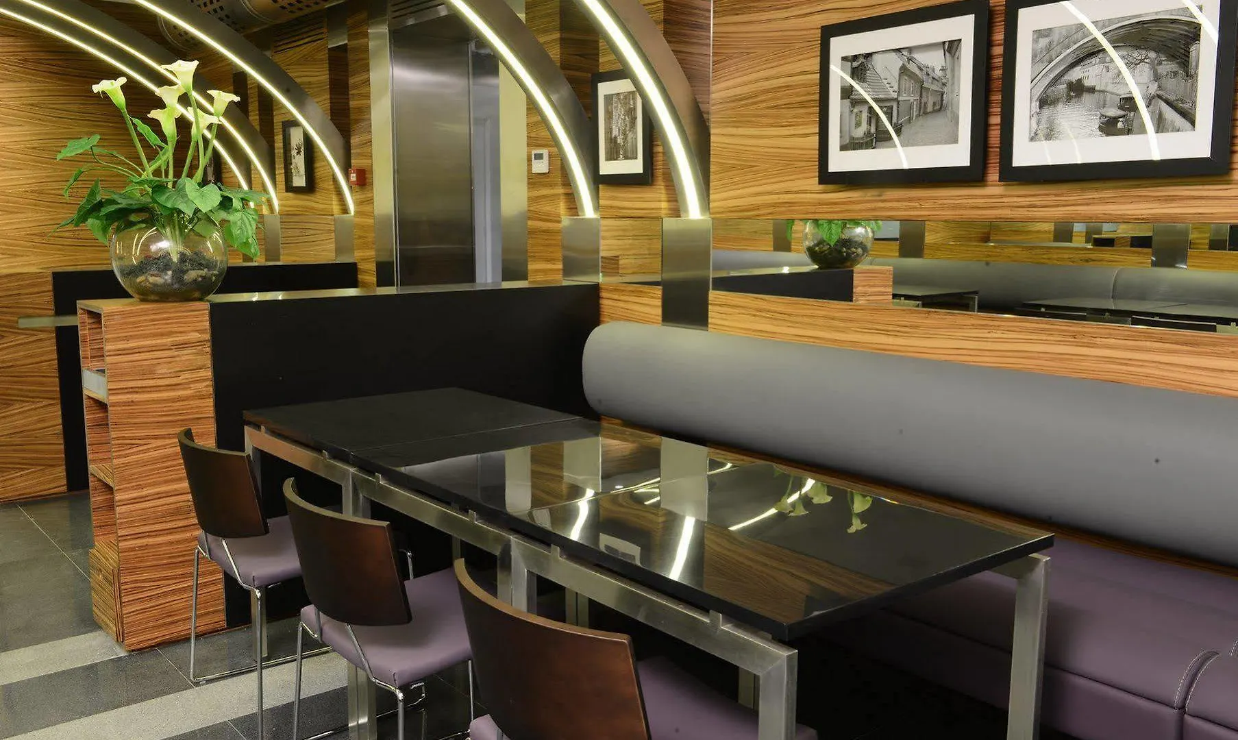Warwick Stone 55 Hotel Beirut 4*,  Lebanon
