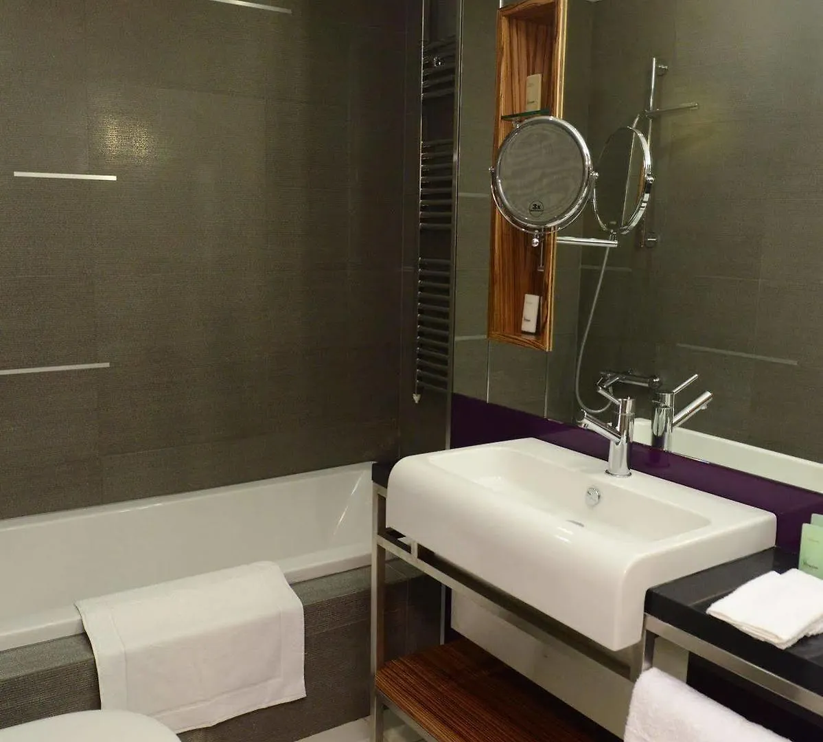 Warwick Stone 55 Hotel Beirut 4*,  Lebanon
